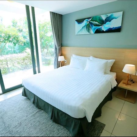 Okinawa Villas And Beach Club - Oceanami Resort Long Hai Dış mekan fotoğraf