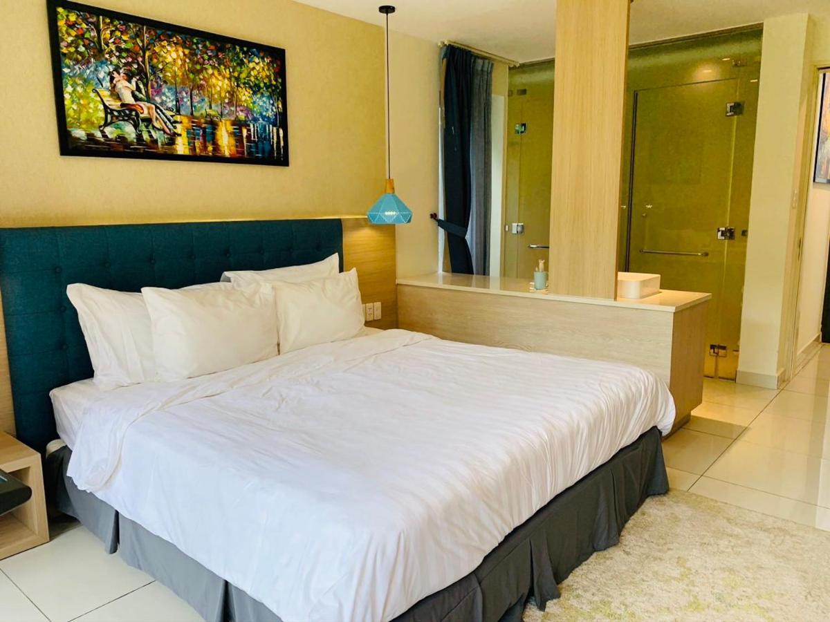 Okinawa Villas And Beach Club - Oceanami Resort Long Hai Dış mekan fotoğraf